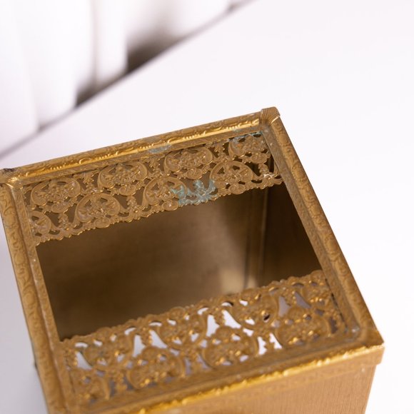 [ SOLD ] Vintage Ormolu Gold Tone Tissue Box Holder Hollywood Regency Style Rose - Picture 5 of 11